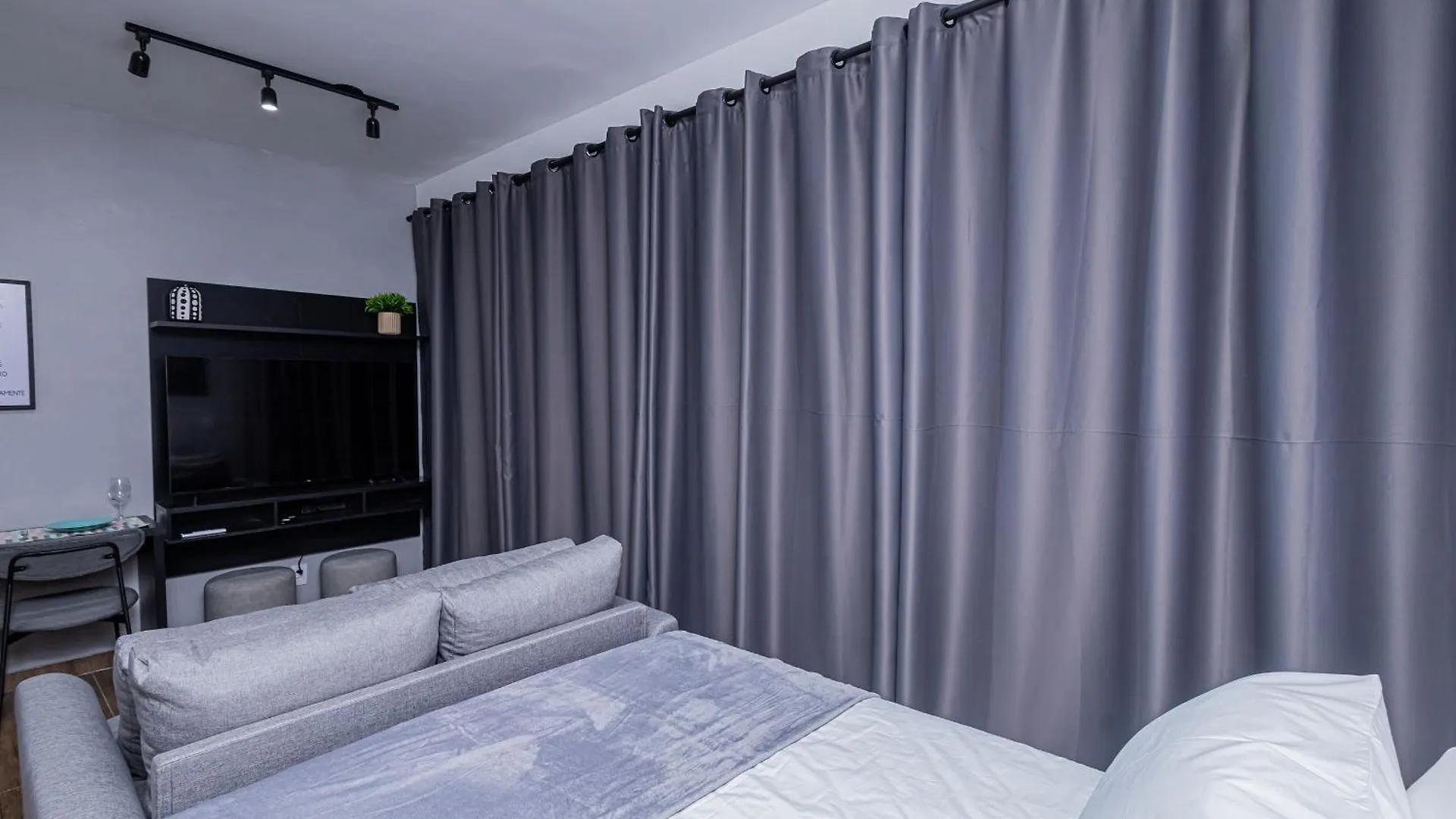Studio 210 Vila Madalena Luxuoso Completo Σάο Πάολο